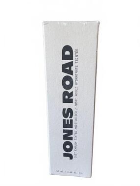 Jones Road Just Enough Tinted Moisturizer Light